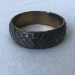 *Vintage Chunky Wood and Brass Bracelet